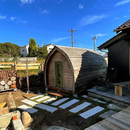 淡路島の古民家1棟貸切宿 サササウナ 薪ストーブサウナとタイハーブ蒸気浴 Bagian luar foto