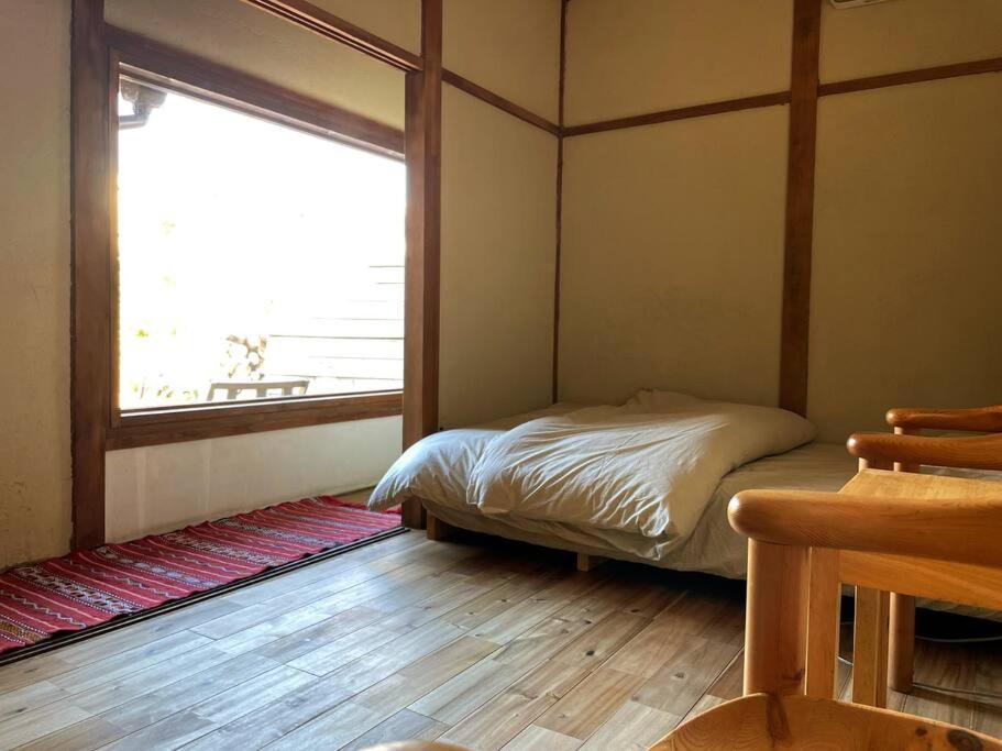 淡路島の古民家1棟貸切宿 サササウナ 薪ストーブサウナとタイハーブ蒸気浴 Bagian luar foto